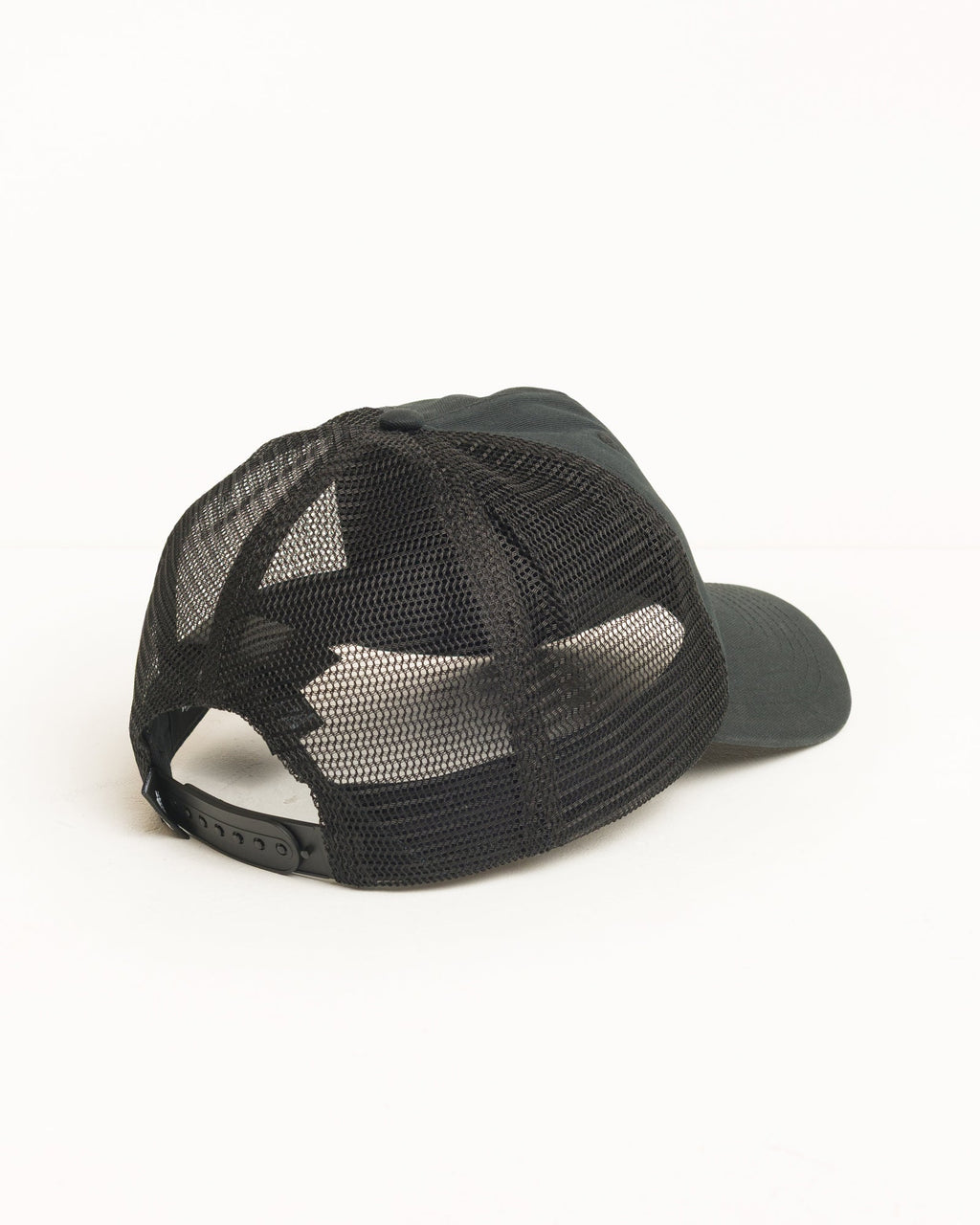 CURSIVE STITCH TRUCKER