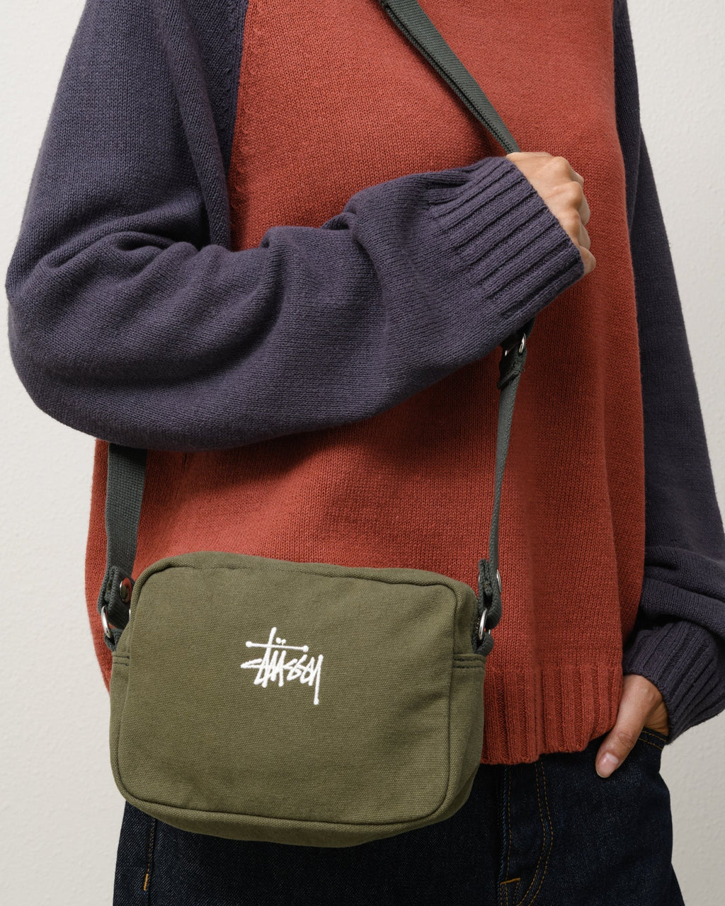 CANVAS POUCH