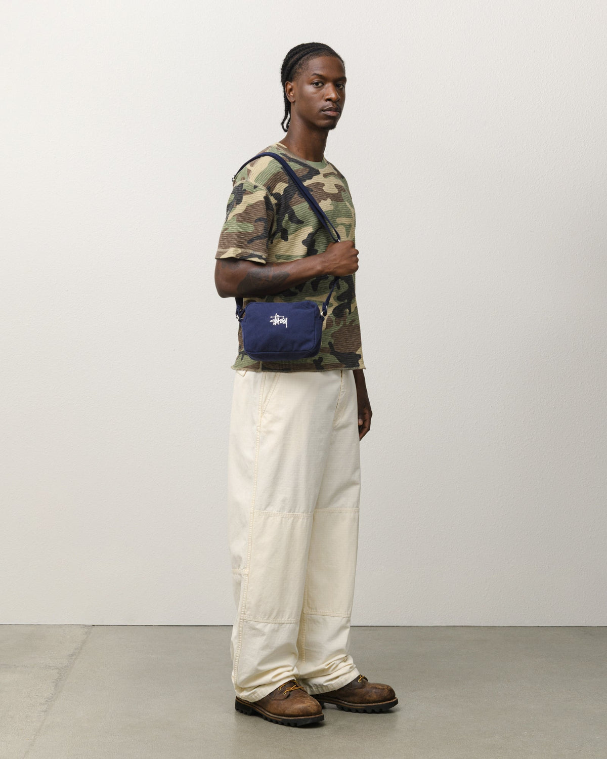 CANVAS POUCH